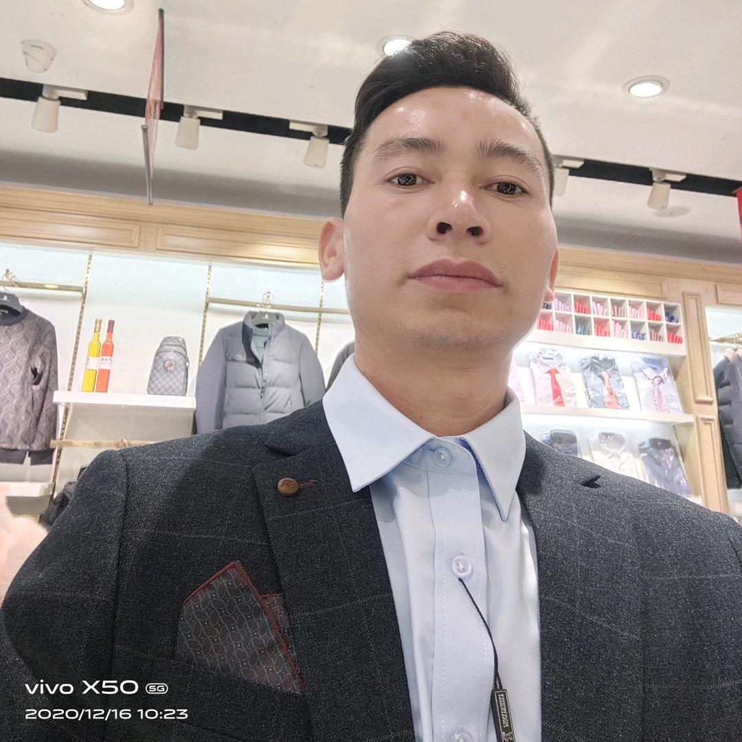 开心的我