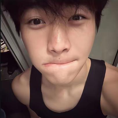 猛踹瘸子那条好腿