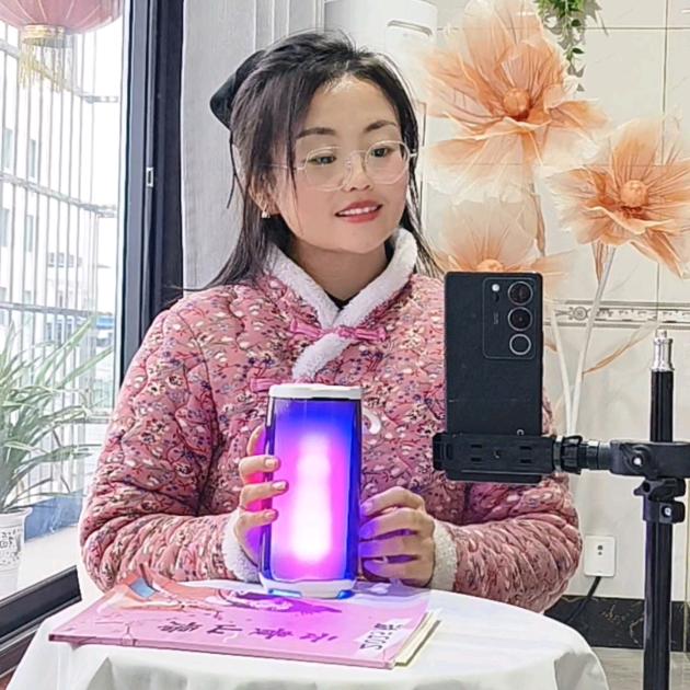 雪梅唱山歌
