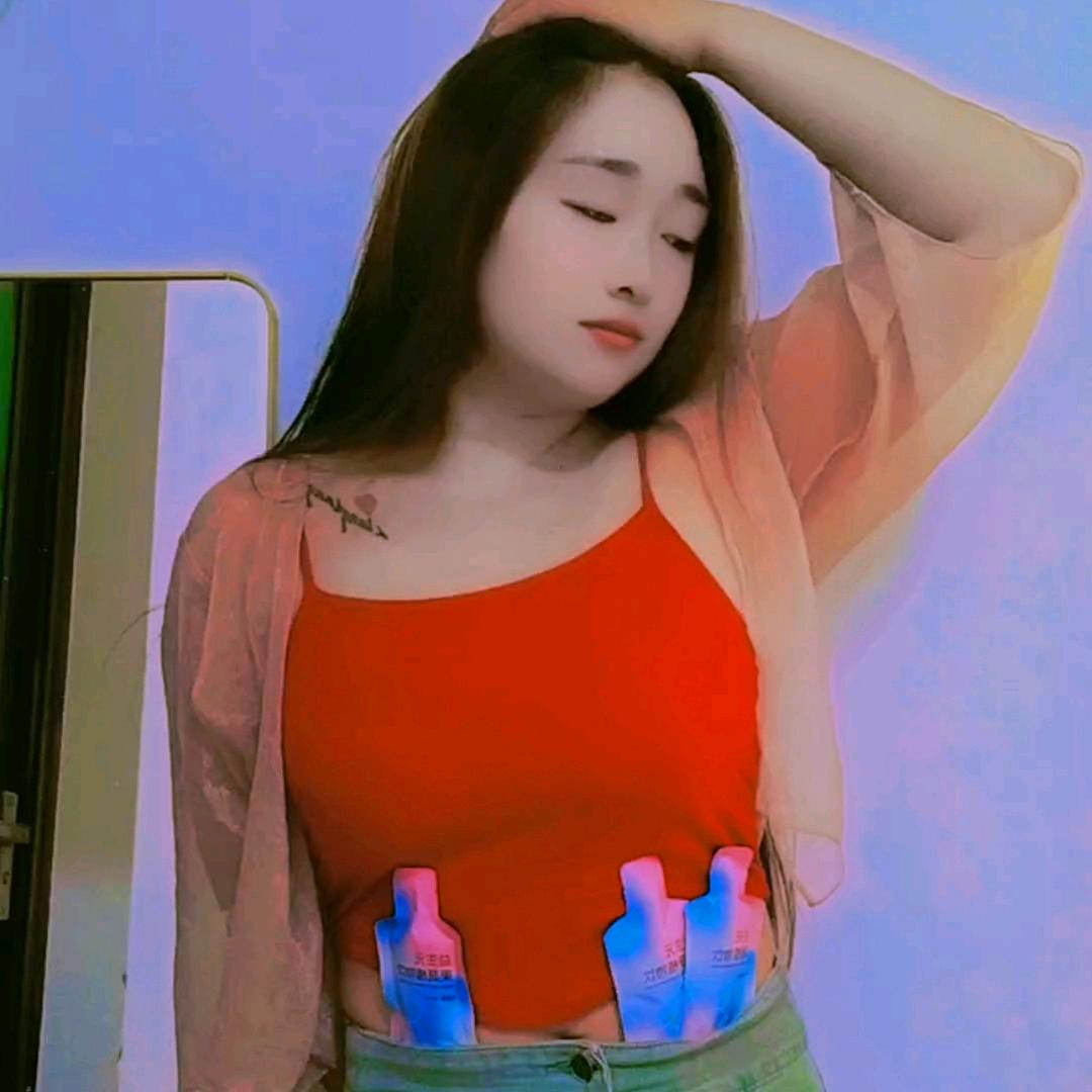 🙋燕儿很乖呦（芊美露）
