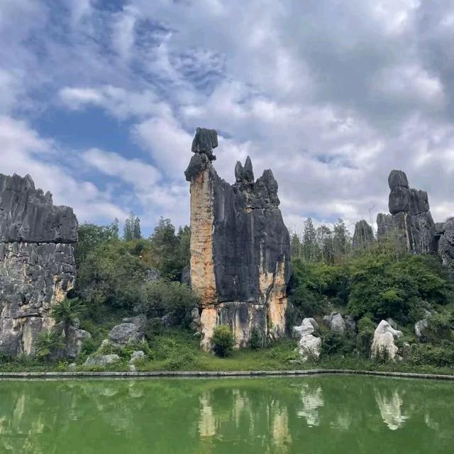 爱喝酒的小老头