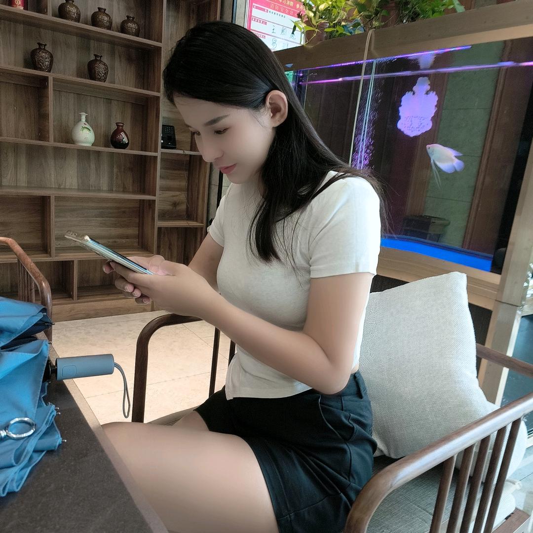 防静电地板-佩奇