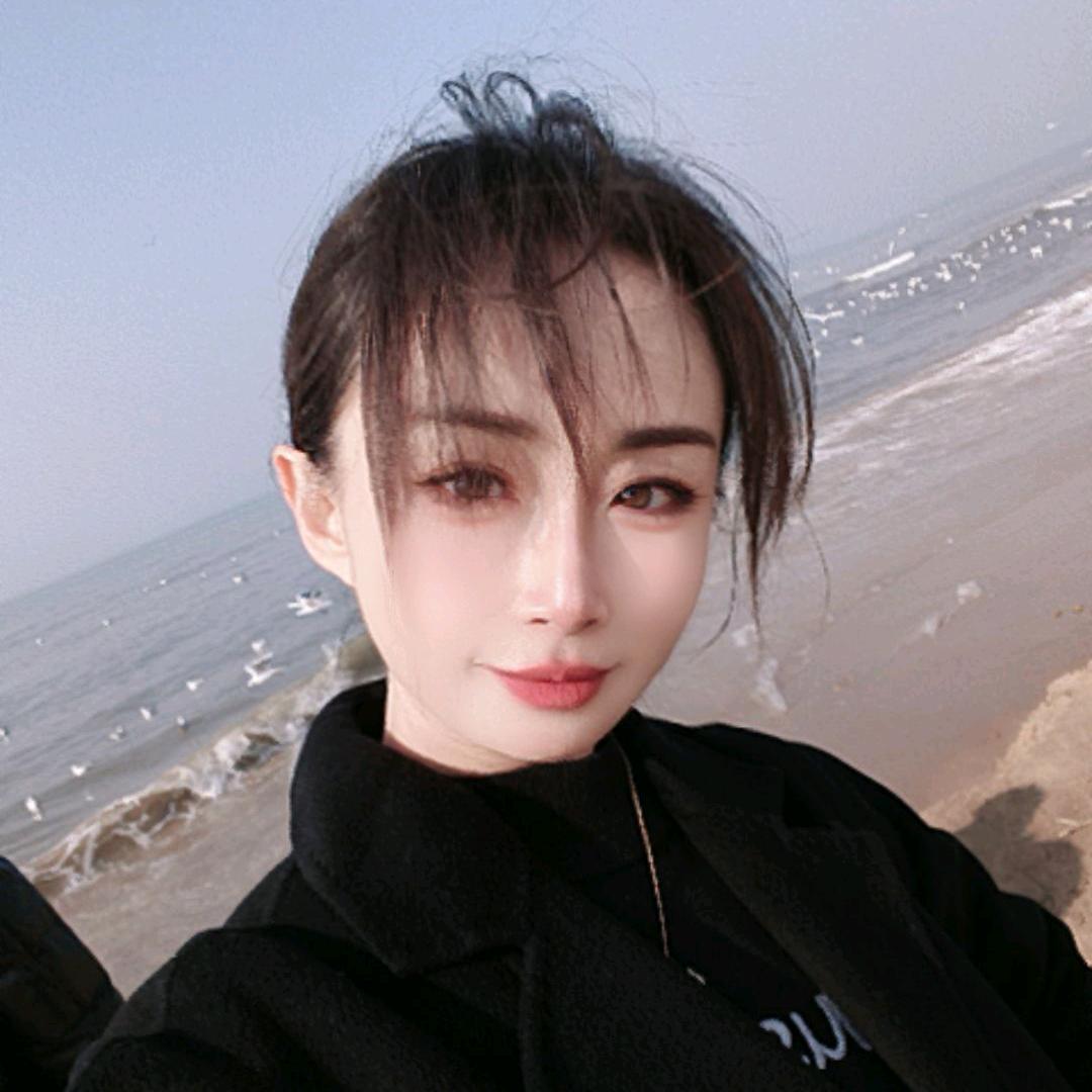彤彤