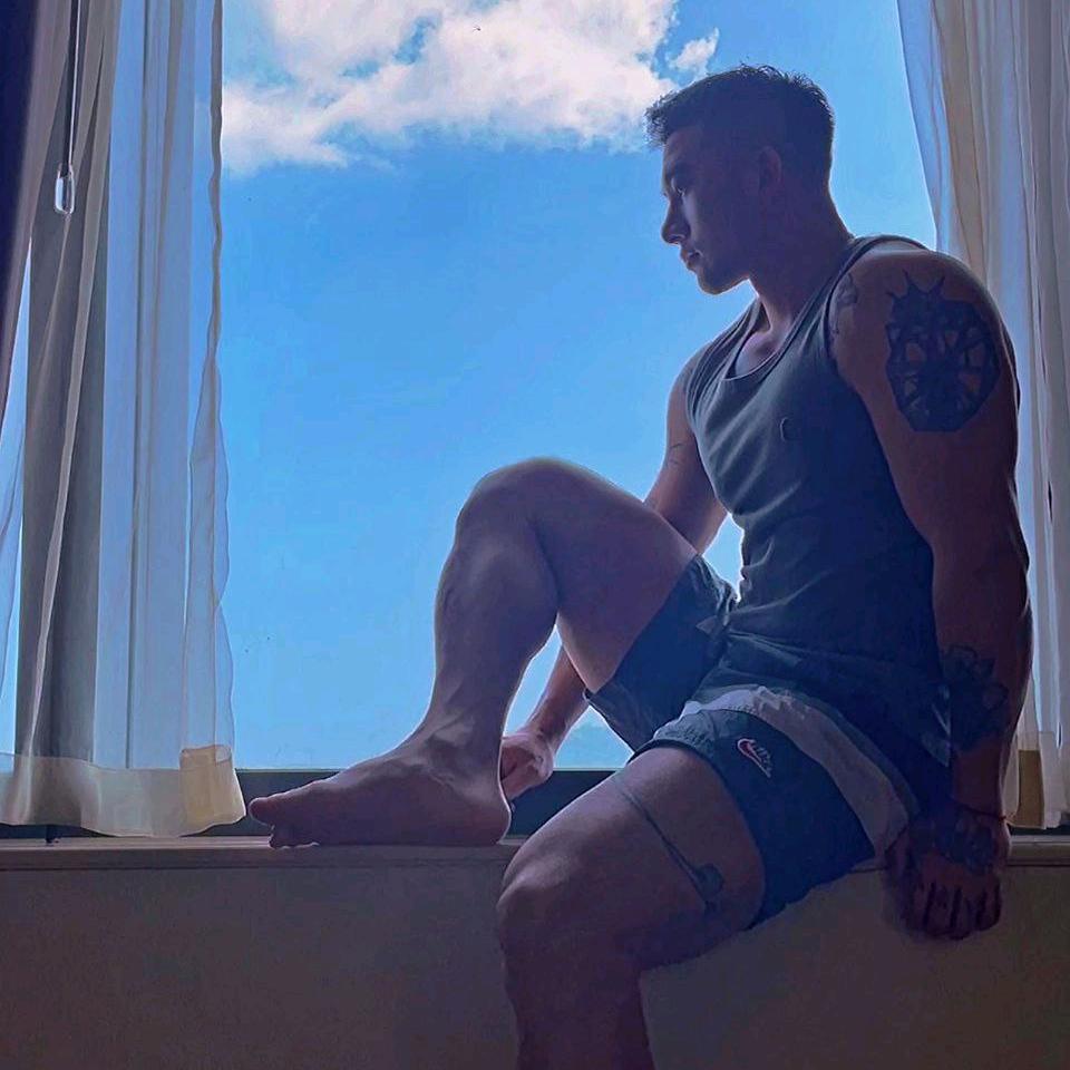 彩虹糖🌈╭ᰩ ᭄╮