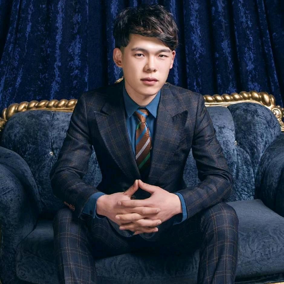 高端名酒总监 高兴