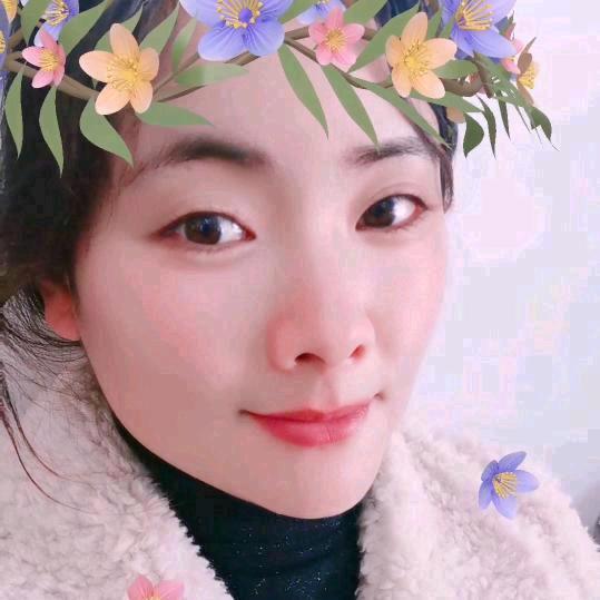 露露💋