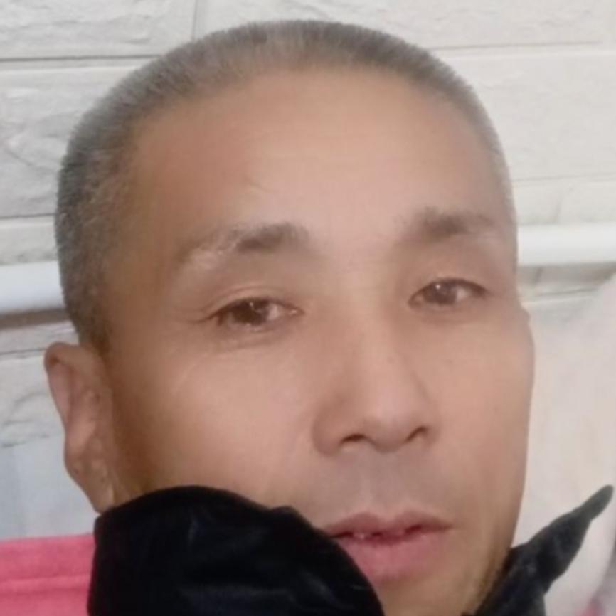 在你身边不是因为你富有liang