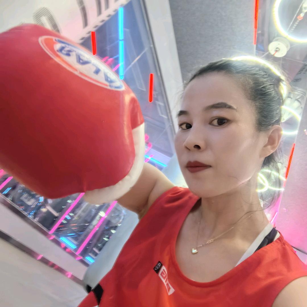 @方敏
