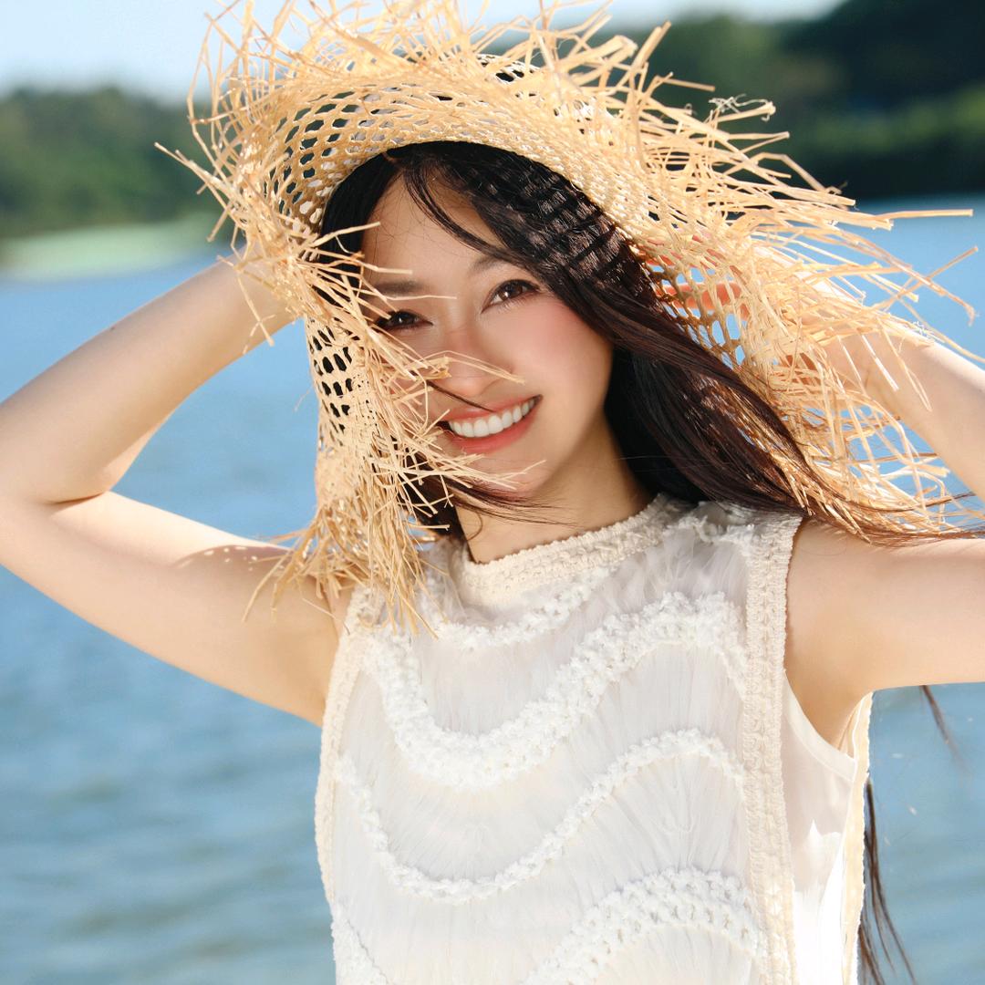 杨小花爱喝冰美式