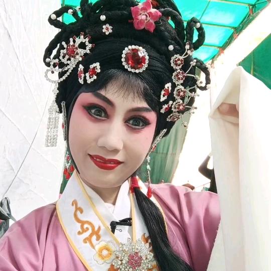平安是福贾红