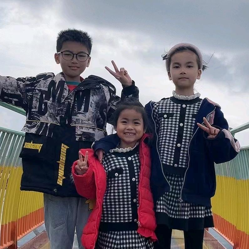 只要思想不滑坡。办法总困难多，