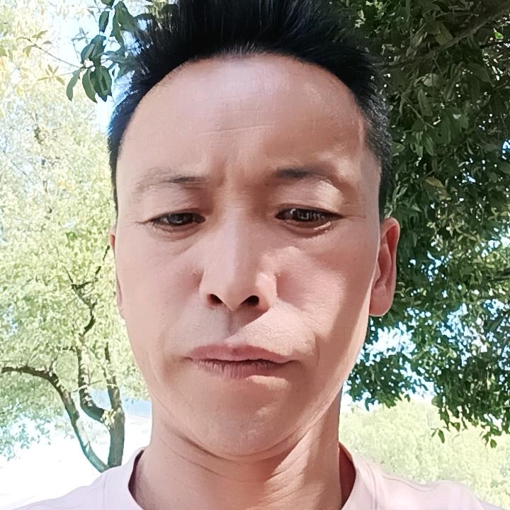 周勇