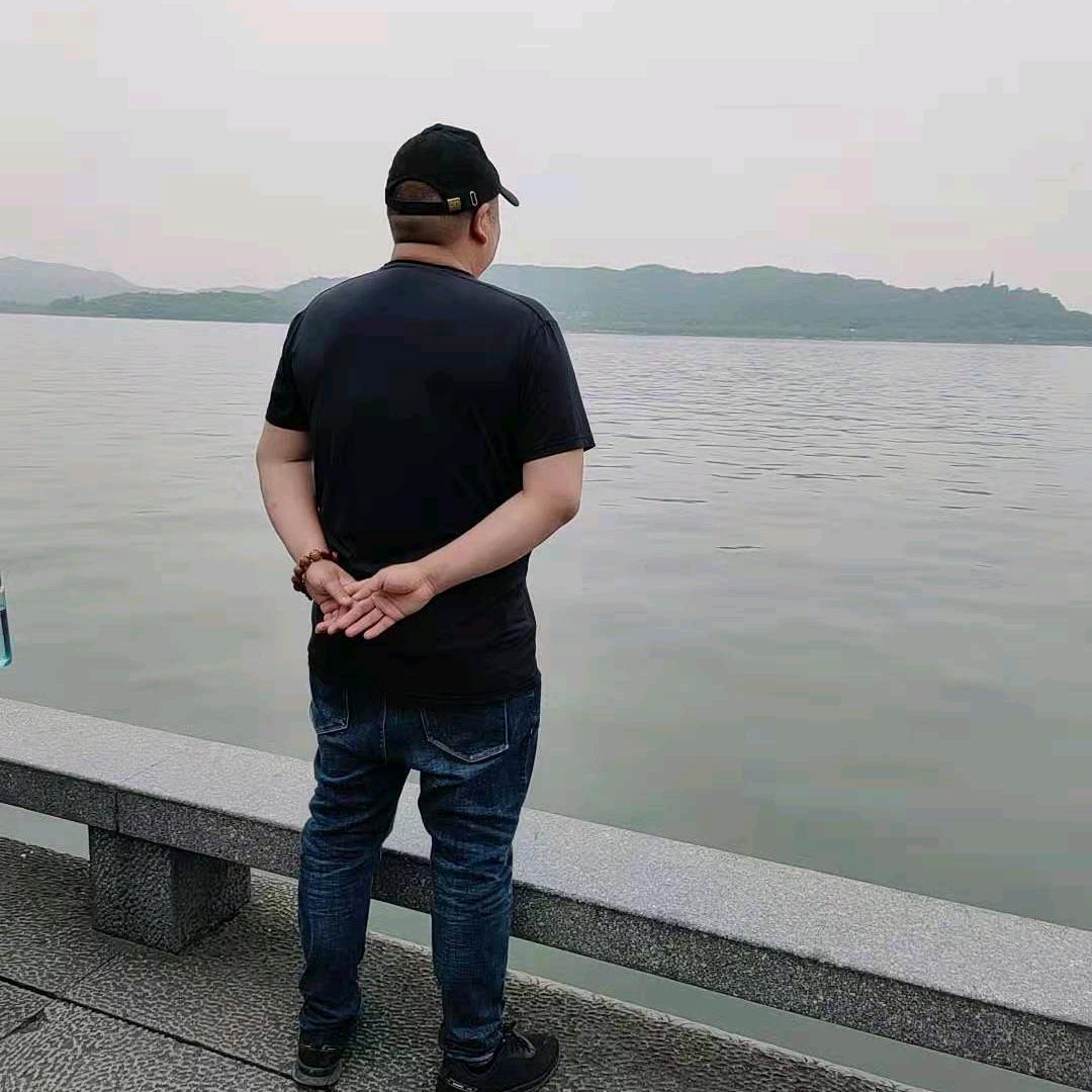 卡车人＿阿理
