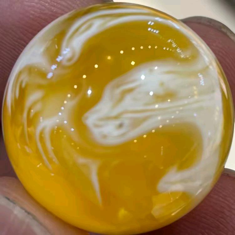 圆點琥珀蜜蜡精选