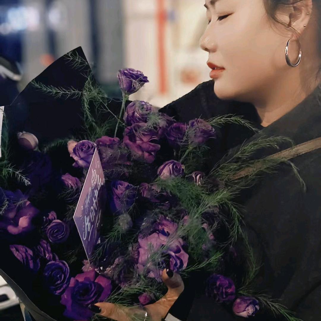 张张自喜🎀·ᰔᩚ Zhᴗangᥫᩣ