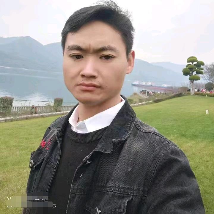 欧露娜烫钻鞋业