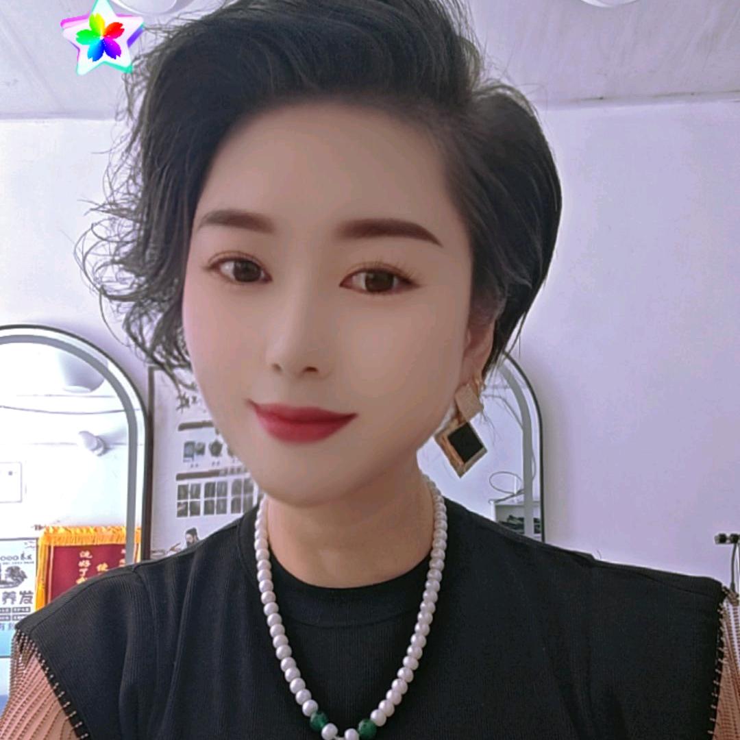 罗静云