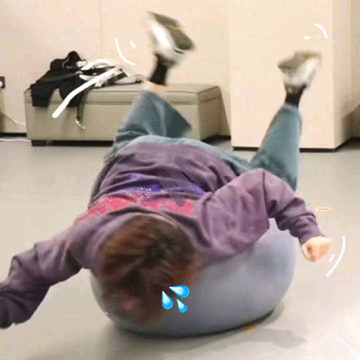 爱吃辣兔头🐰