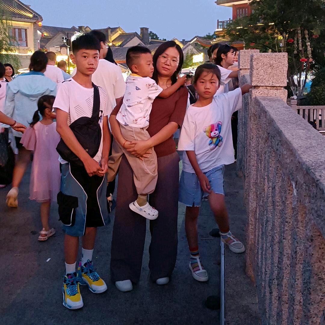 ༺༃༽哥的冷漠༃༻