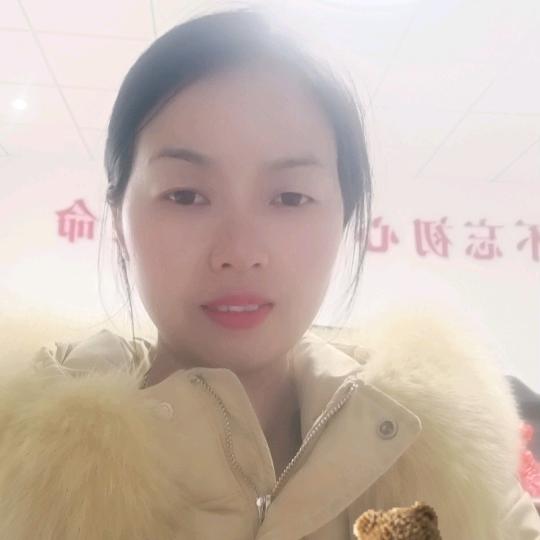 虎城、南岳镇周边肖艳挖机出租