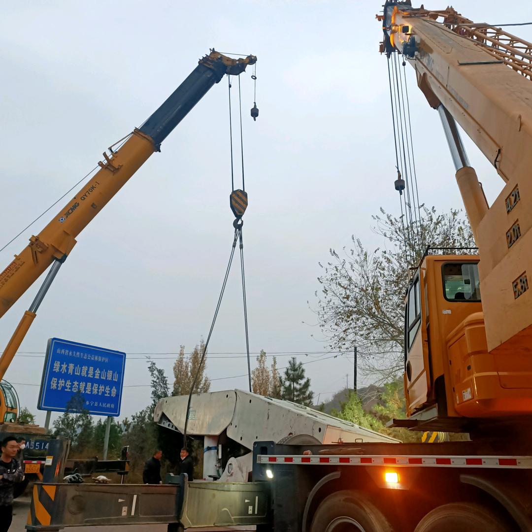 乡宁吊车张建喜