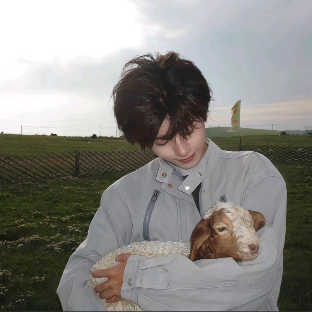 开轰炸机炸你脚趾甲盖