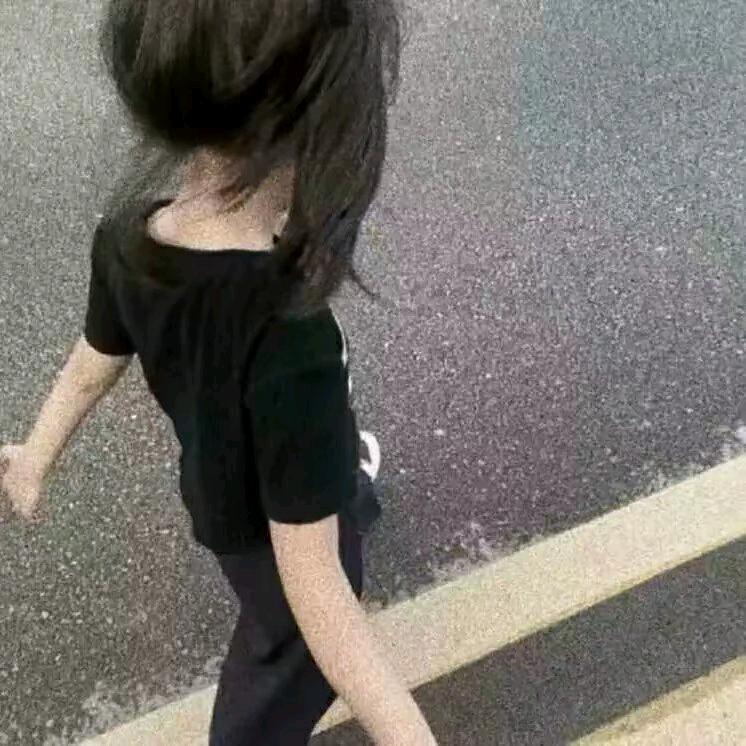 小鲨鱼^