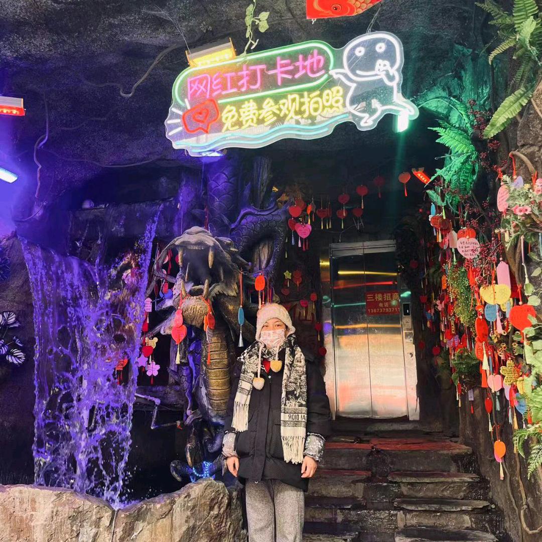 亮月为伴