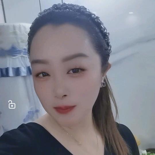 张莉莉（莉姐）
