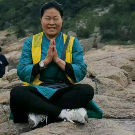 乐瑶爱唱歌