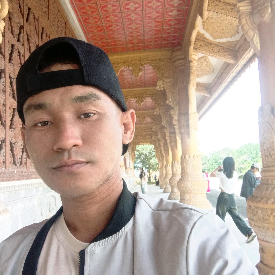 အလွမ်းရင်ခွင်