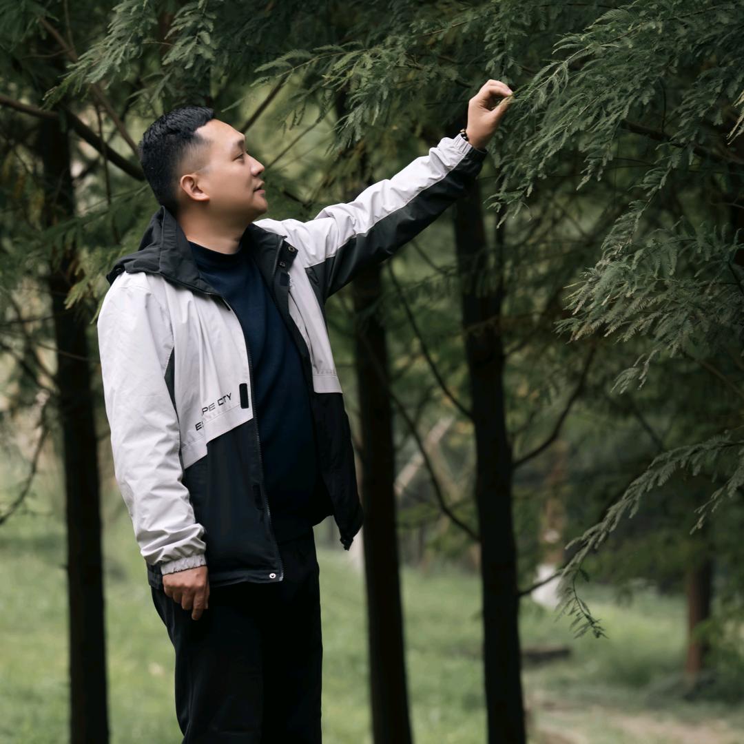 爱航拍的乐乐