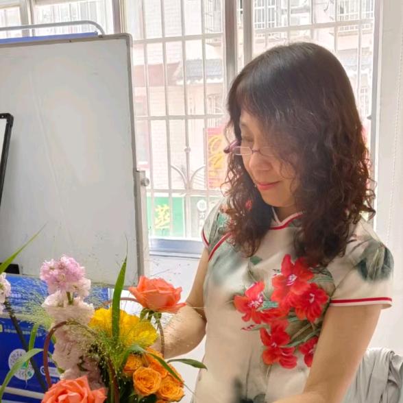 我不想打打闹闹