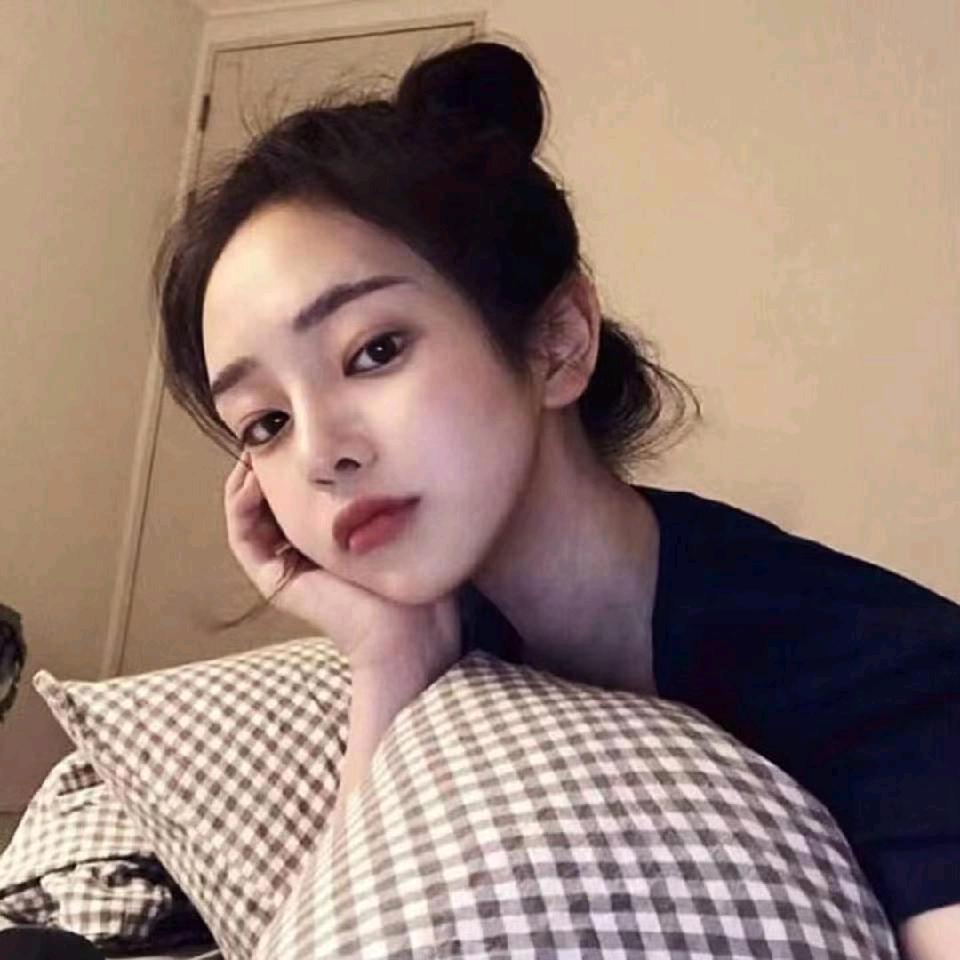 芝芝（👗在置顶）