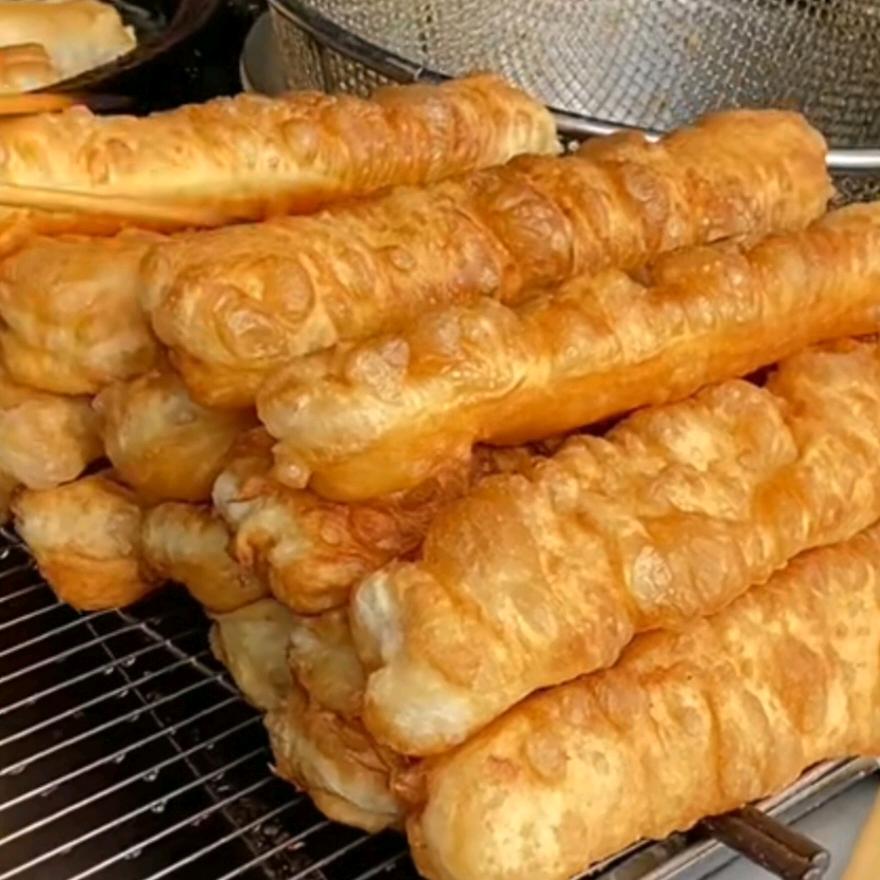 开封考试杆子油条-