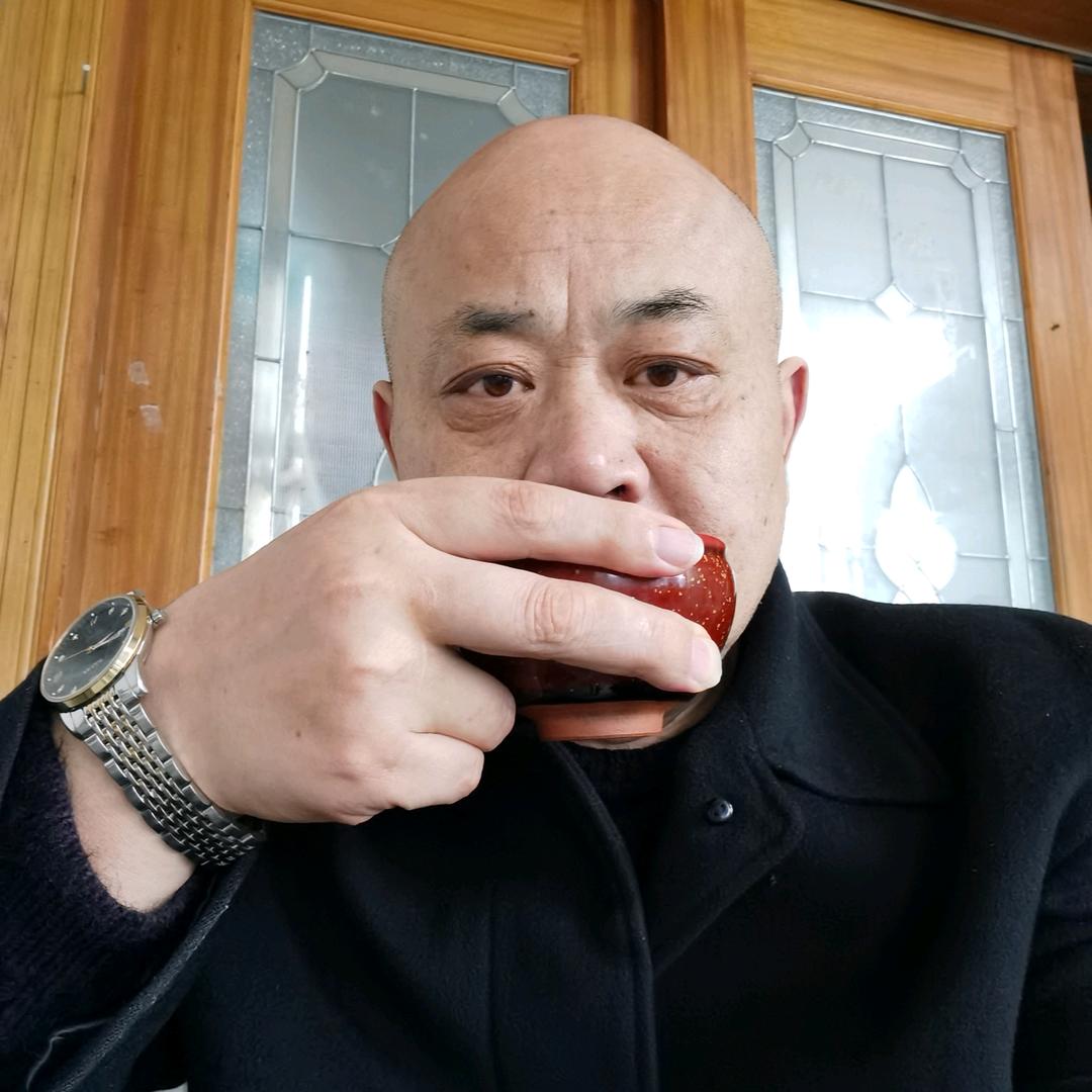 蓼城四哥，即兴开播，吹牛为主，调侃为辅