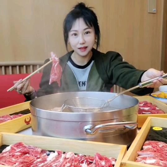 能吃的婷⁷⁰⁴