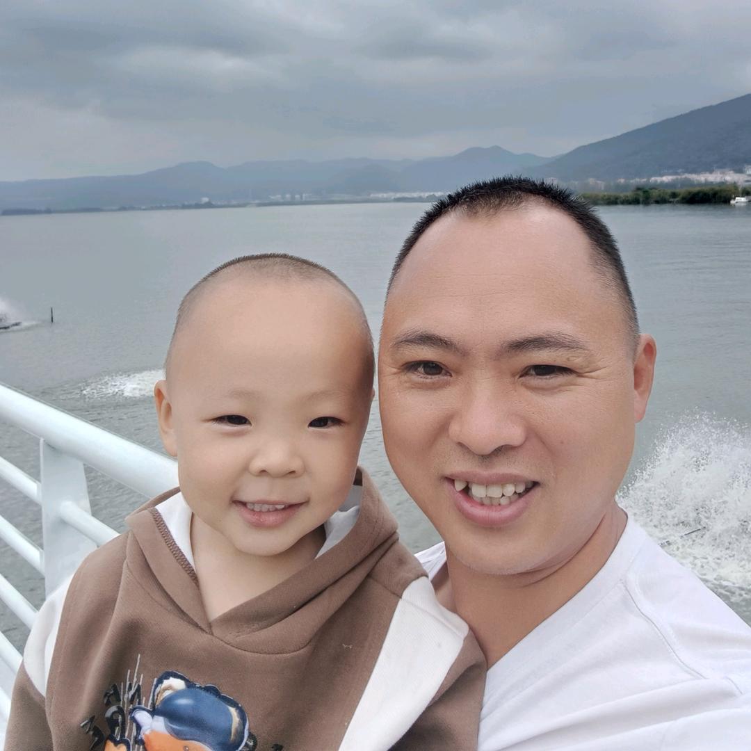 八宝陆花疏影牛肉饭馆小唐