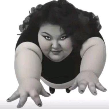 （๑⃙⃘´༥`๑⃙⃘)