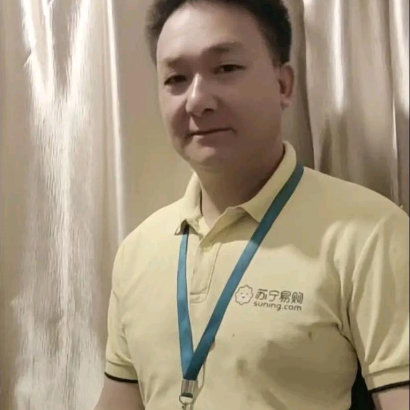 俊逸飞杨