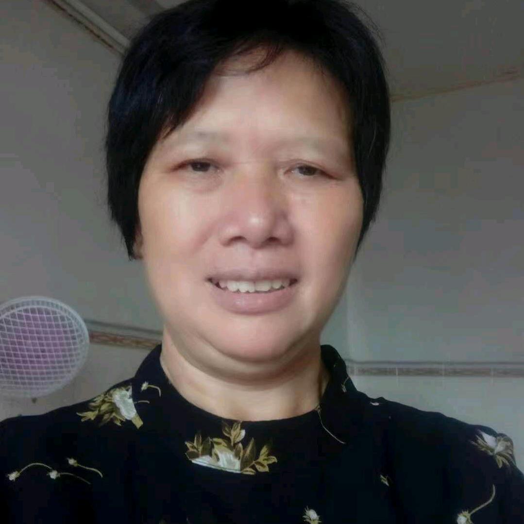 谢姐，每晚八点十分开直播