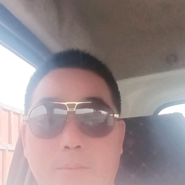 拉货小哥