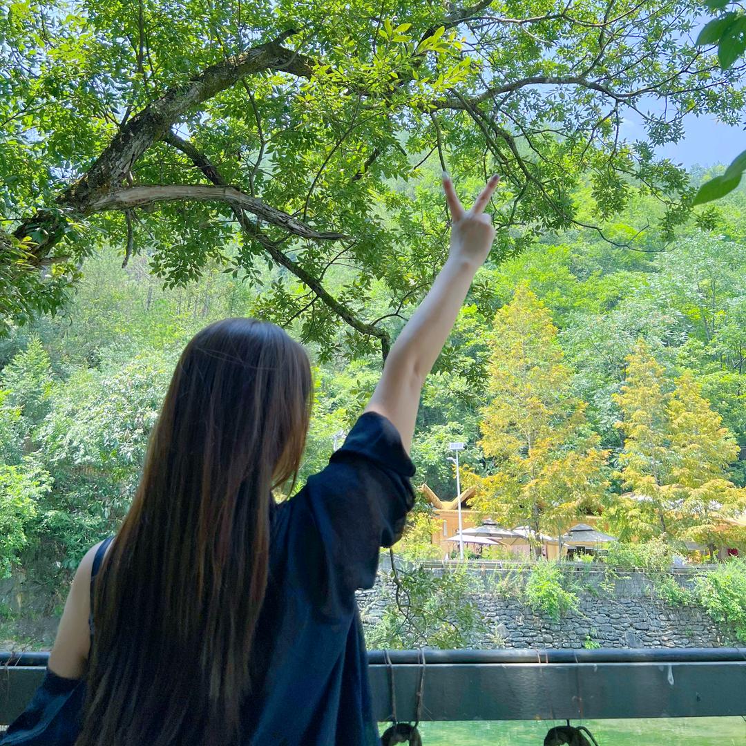 小魔女丶