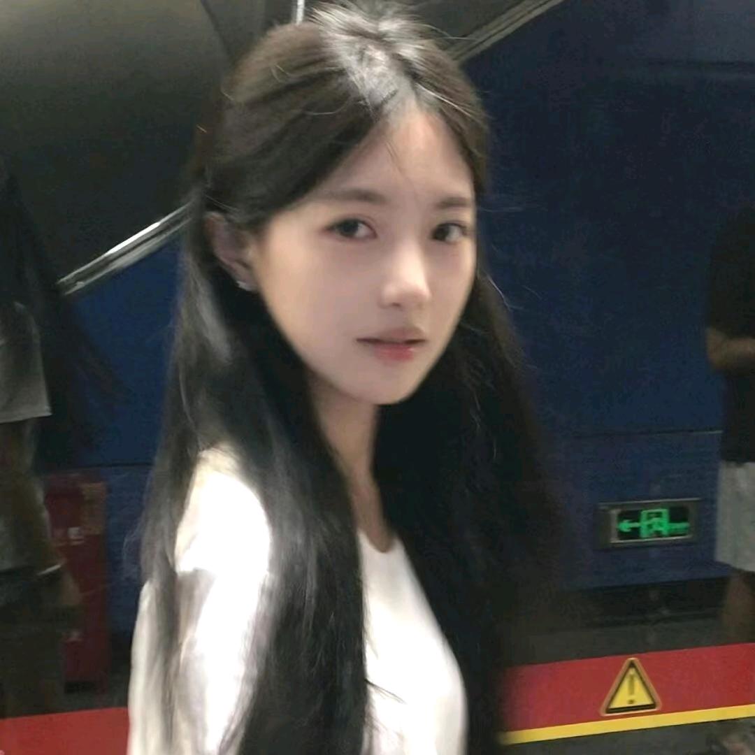 大耳朵的兔兔