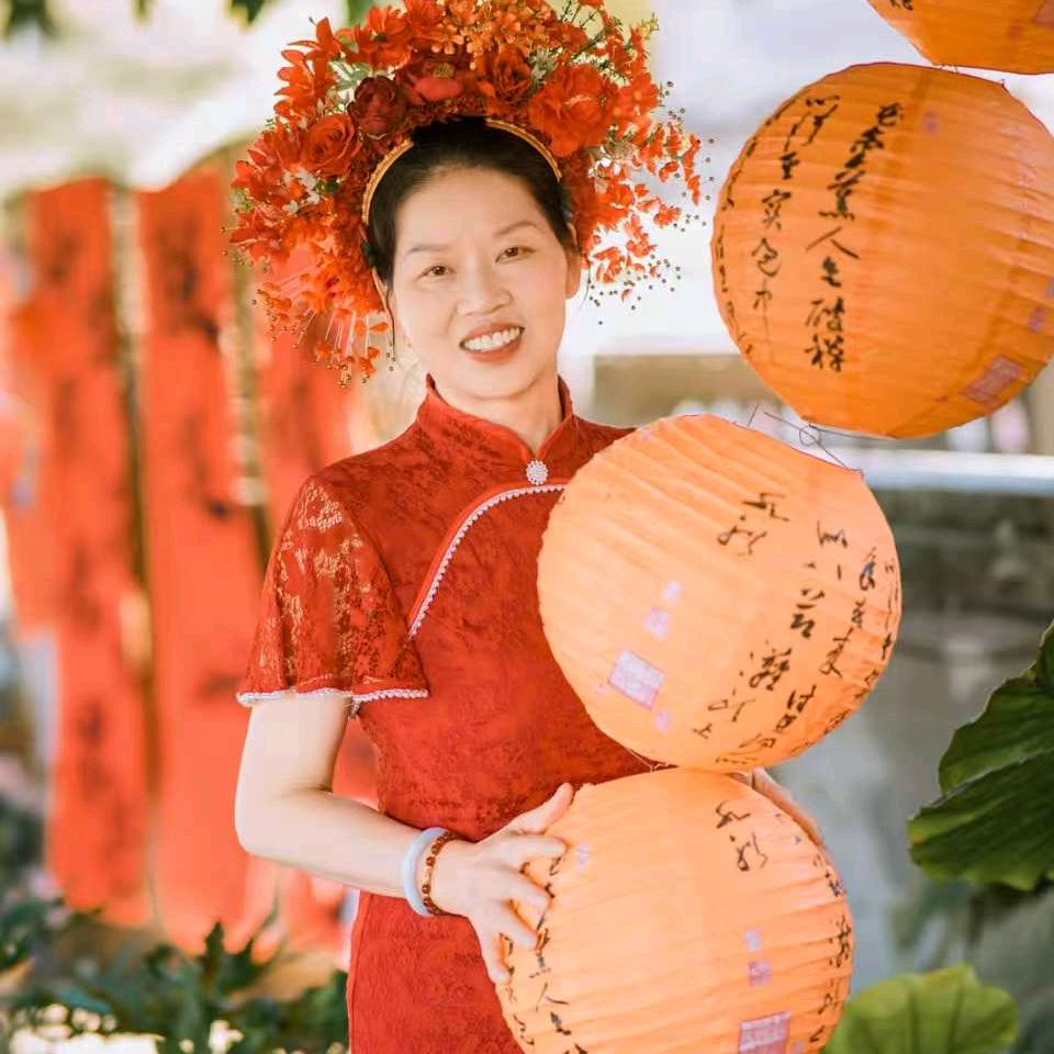 开心大姐
