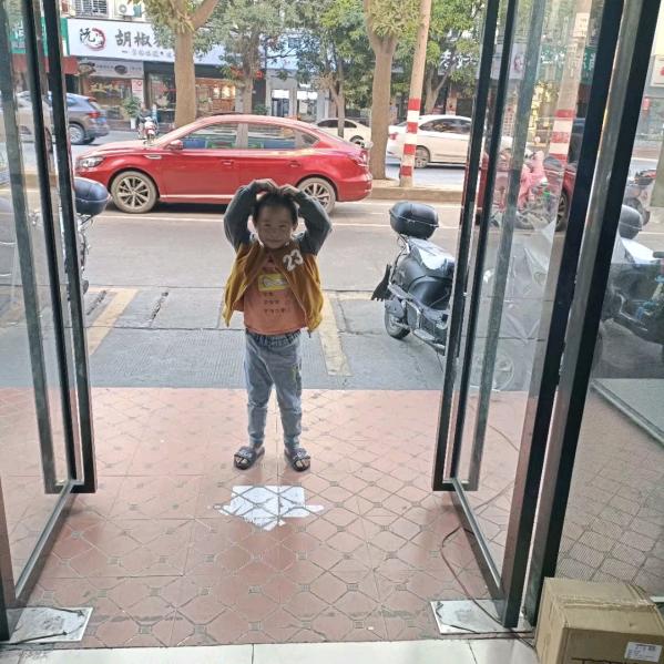 原装数据线3C数码[爱心]