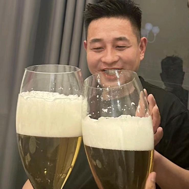渣 渣 飞🐷