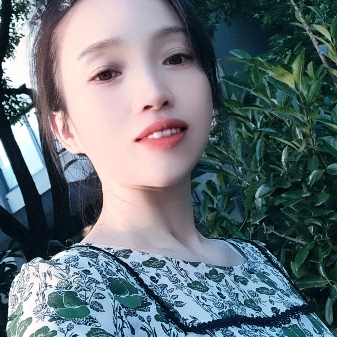 深蓝菇凉