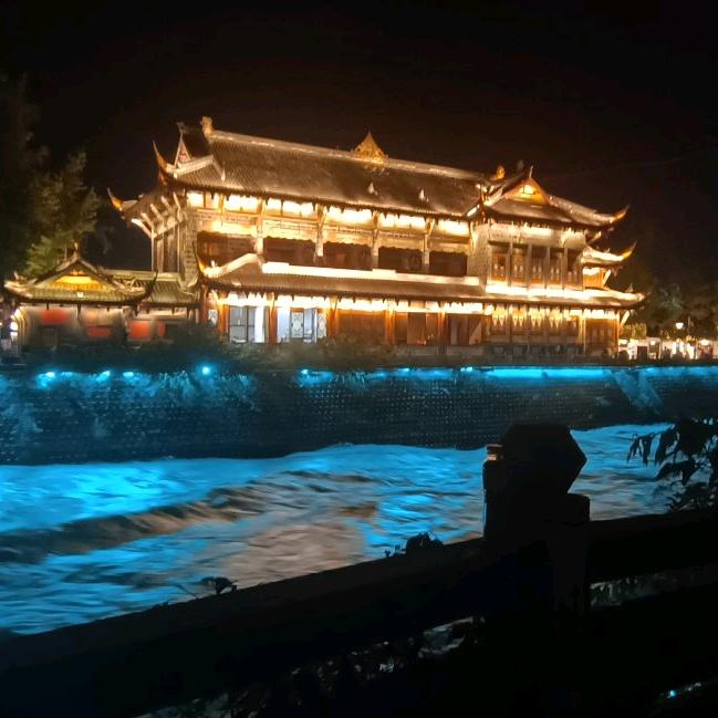 愛吃萝卜的兔子