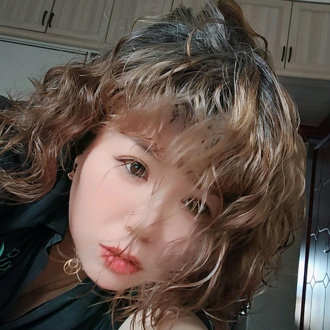 美颜下的小阿姨